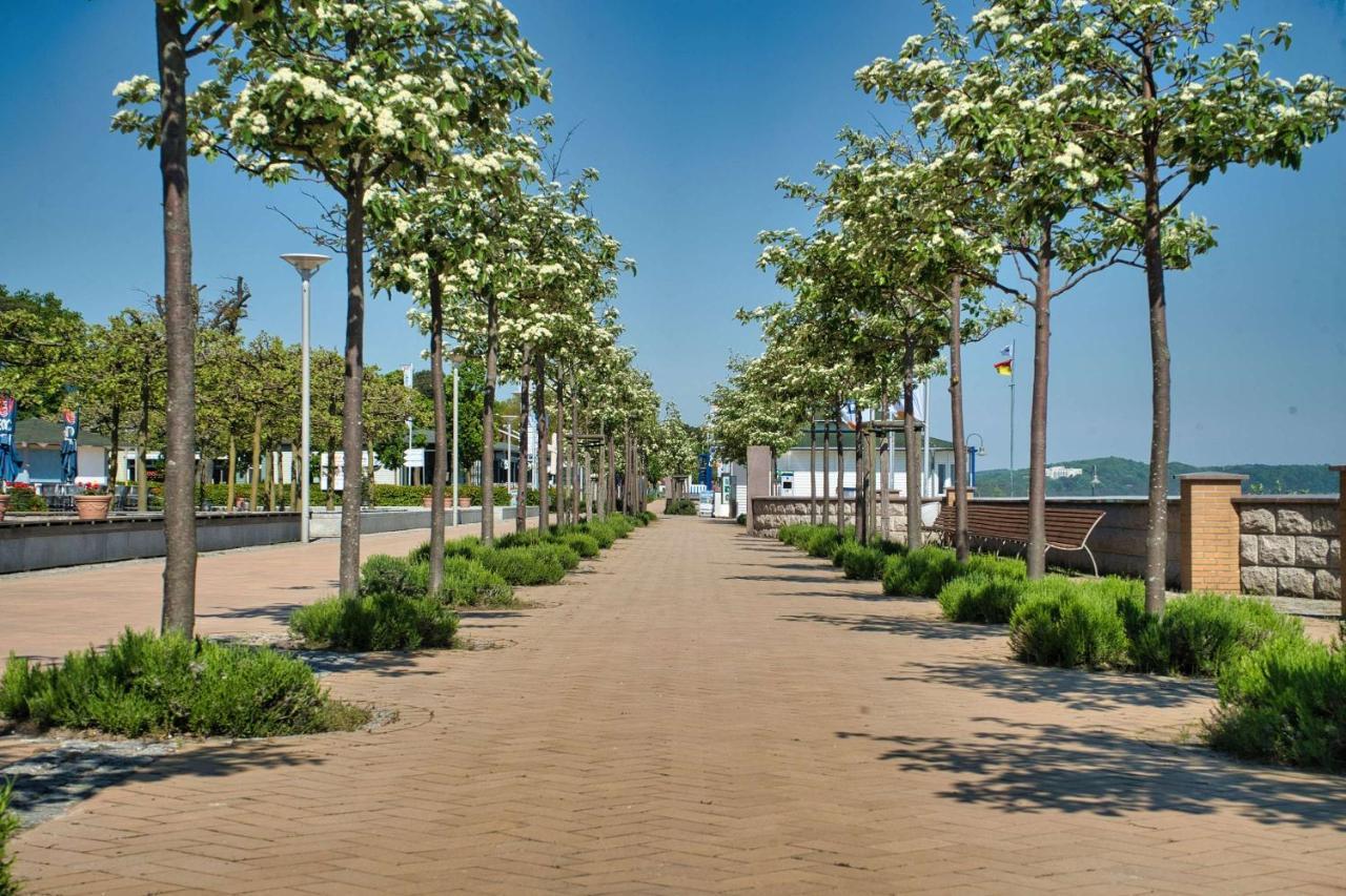 Terrasse, Gratis Nutzung Vom Ahoi Erlebnisbad Und Sauna In Sellin - Meeresblick Fewo 77 奥斯特巴德·哥伦 外观 照片